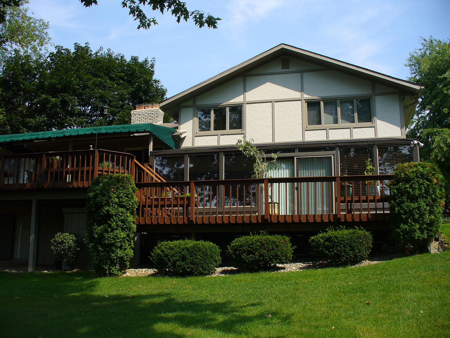 6390 Lakeshore St, West Bloomfield, MI 48323 Zillow