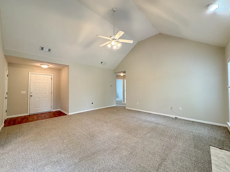 1159 Bartlett Dr — Photo 9