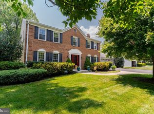 15116 Manor Lake Dr, Rockville, MD 20853