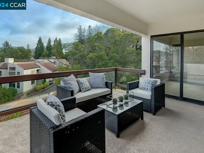 3222 Terra Granada Dr APT 1B, Walnut Creek, CA, 94595