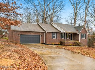 444 Hampton Rd, Brandenburg, KY 40108