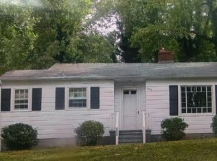 5090 Yadkinville Rd, Pfafftown, NC 27040