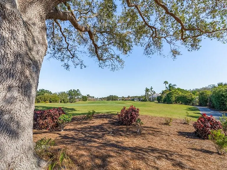 8251 Grand Palm Dr #3 — Photo 31