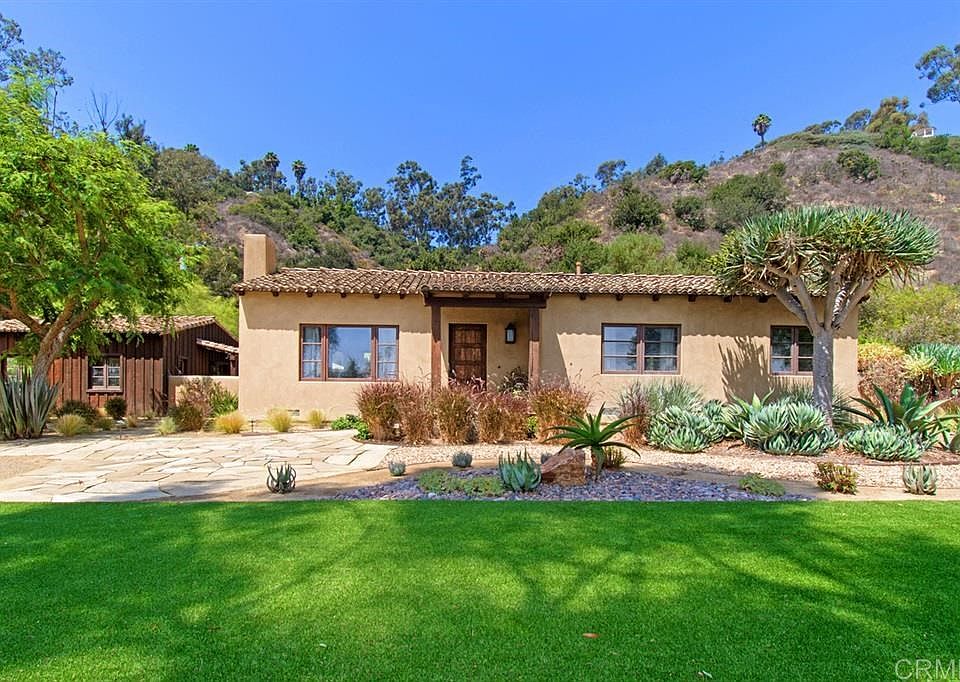 1st image of 5554 Las Palomas
