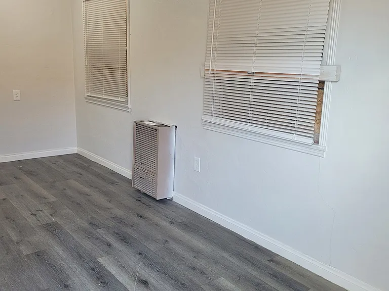 115 1/2 Woodrow Ave #B — Photo 3