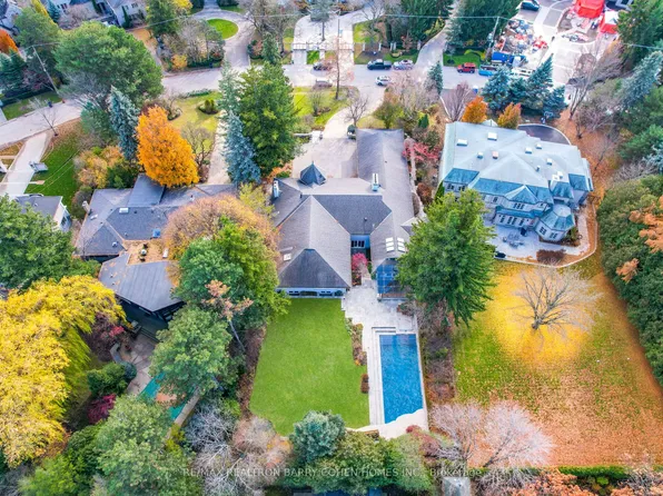 80 Bayview Rdg, Toronto, ON M2L 1E6