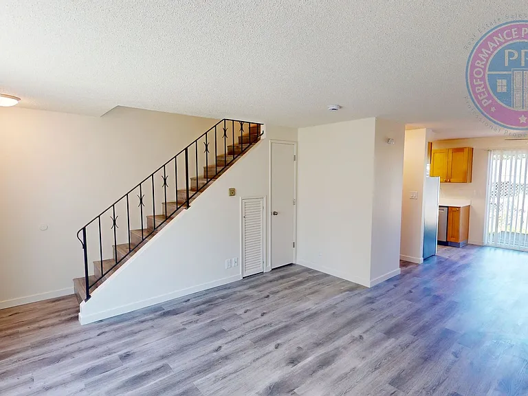 3595 Cedaroak Dr #116 — Photo 3