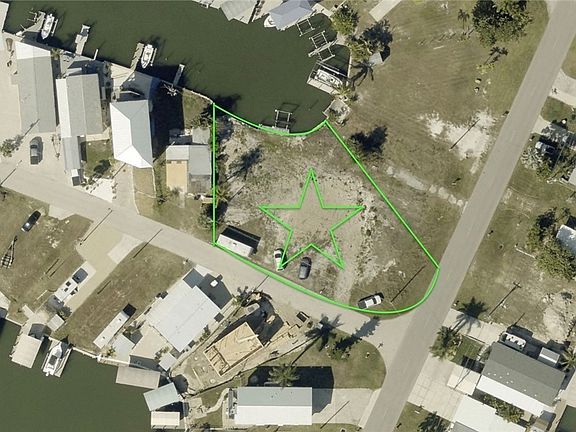 2nd image of 3780 Coconut Dr