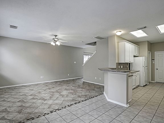 5th image of 6403 Dawson Creek Dr #1