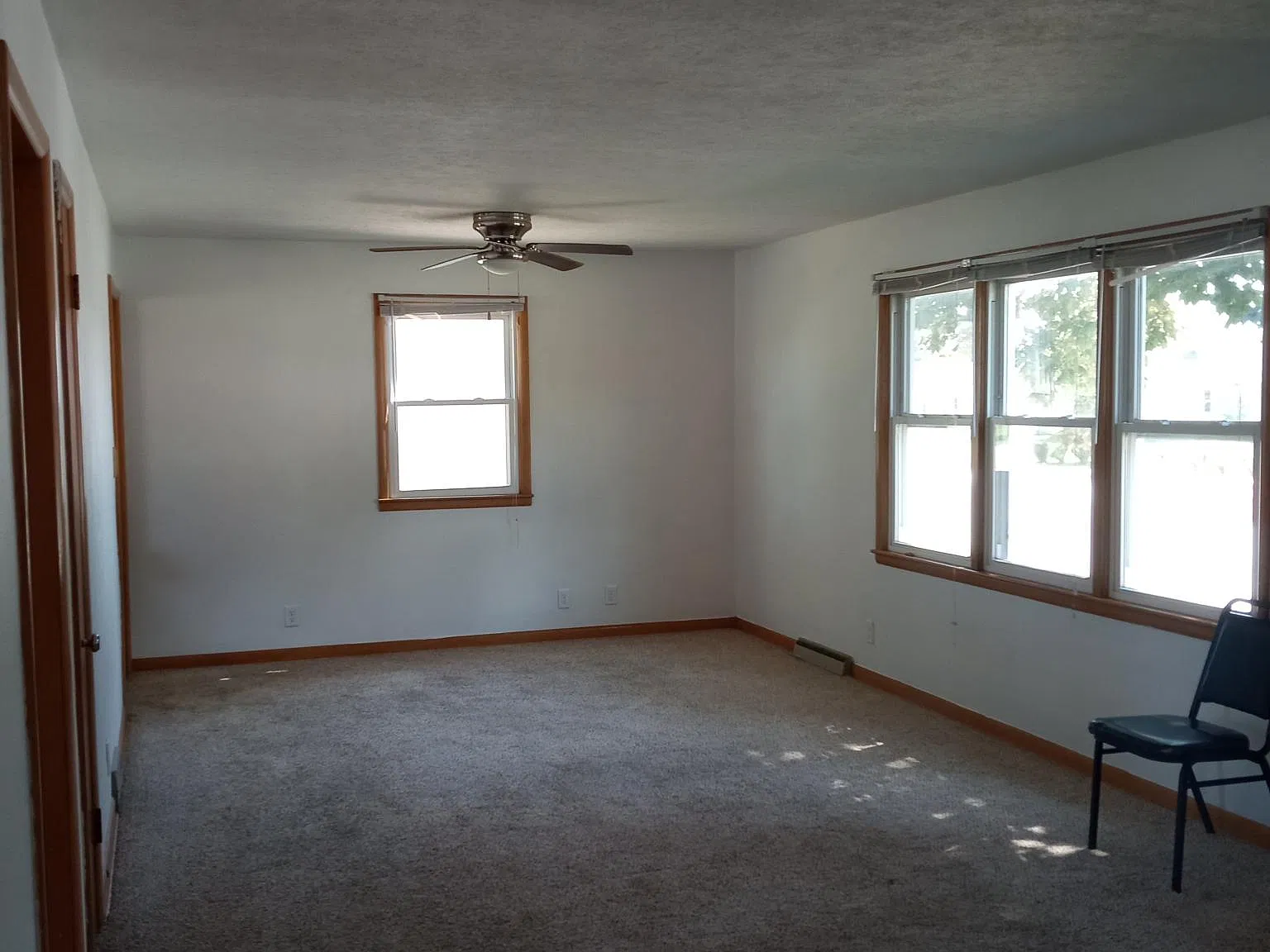 3 bed, 2000 sqft, $1,400 — Photo 4