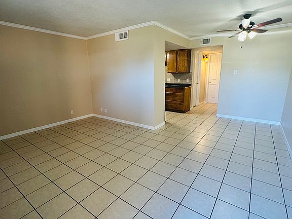 2nd image of 1924 Avenue H #118002003