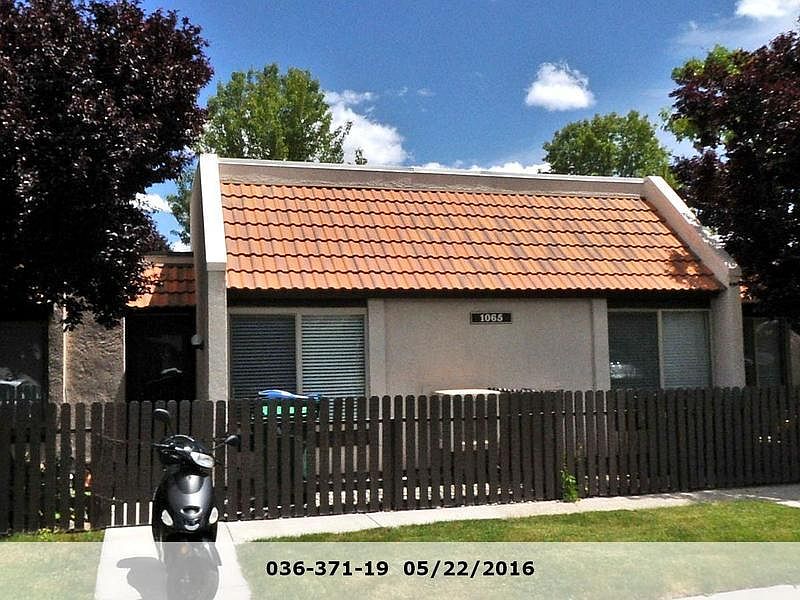 1st image of 1065 Baywood Dr APT C