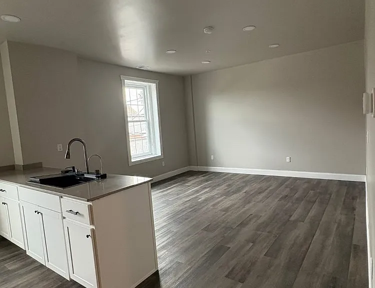 188 Main St #1-10 — Photo 21