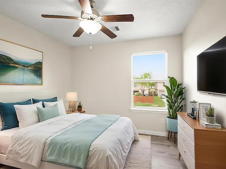 1223 Grassy View Dr — Photo 13