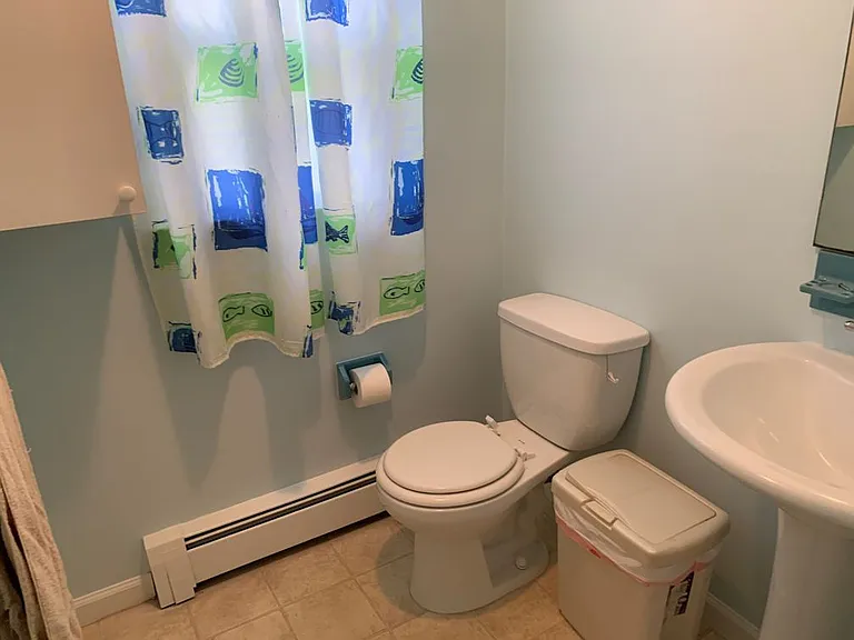 Downstairs Full Bath