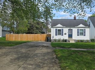 403 High Grove Blvd, Akron, OH 44312