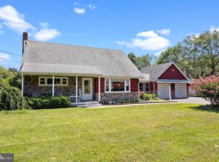 417 Gordon Rd, Robbinsville, NJ 08691