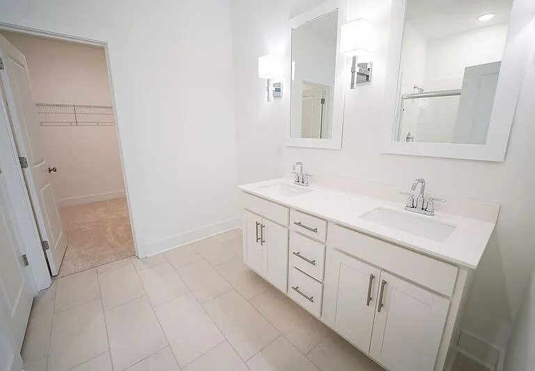 128 Kingswood Cir — Photo 19