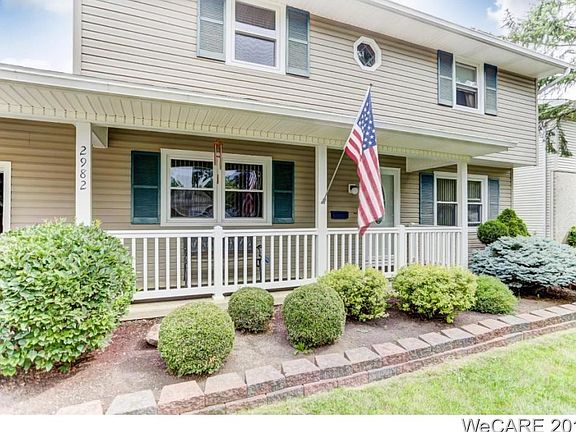 3rd image of 2982 Hanover Dr