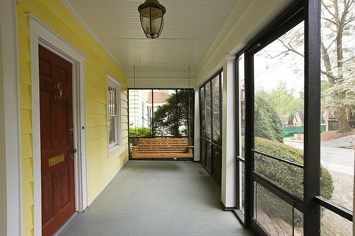 Broad Screened Porch- Ideal for and Old Fashioned Swing!