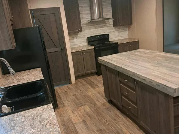 (undisclosed Address), Coldspring, TX 77331
