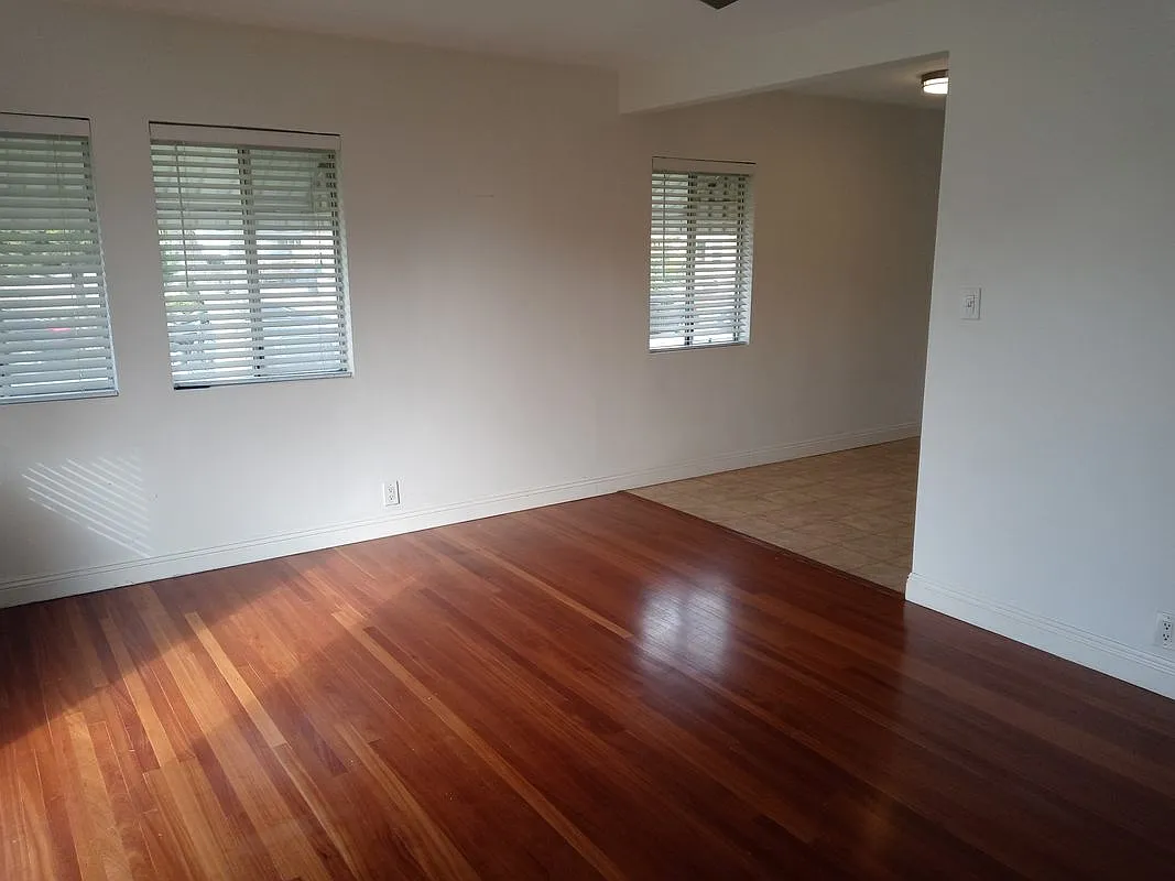 4 bed, 2.0 bath, 768 sqft, $2,800 — Photo 4