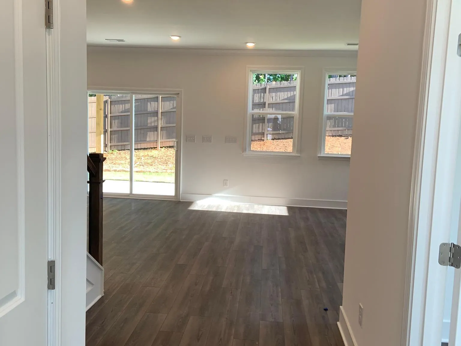4 bed, 2.5 bath, 2333 sqft, $2,699 — Photo 2