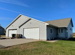 5514 165th St, Chippewa Falls, WI 54729