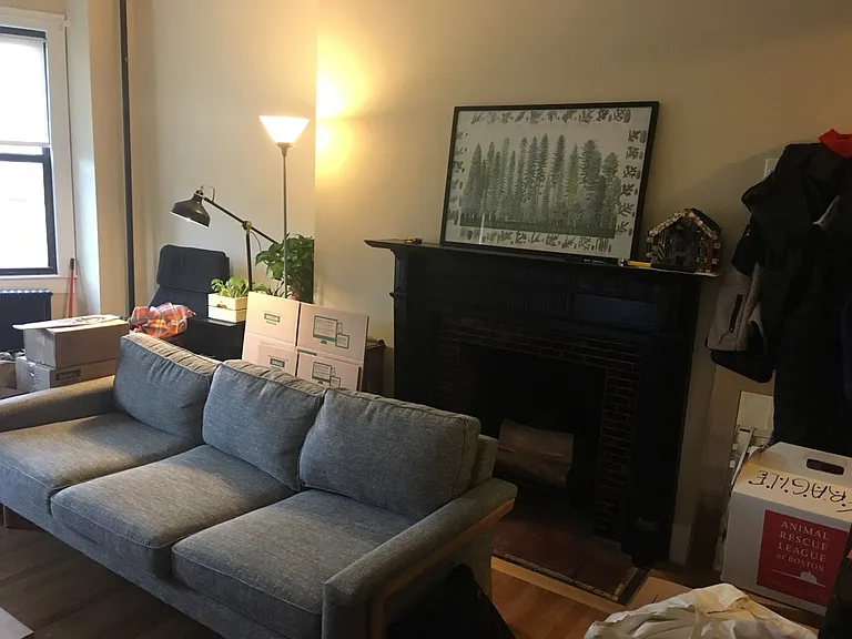 589 Beacon St #5 — Photo 4