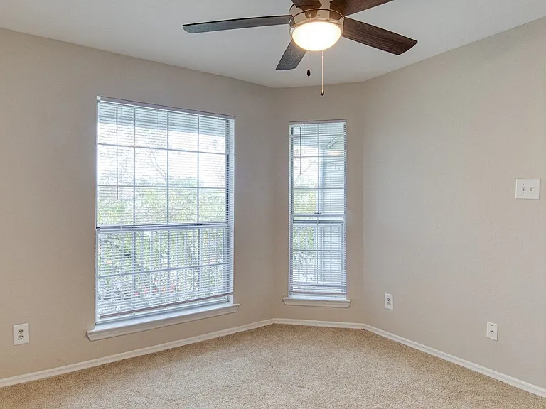 Celing fans in bedrooms