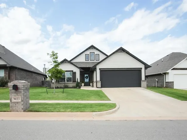 9033 NW 118th St, Yukon, OK 73099