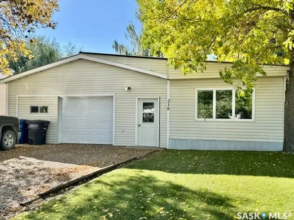 219 13th Street, Humboldt, SK S0K 2A0