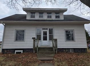 1602 8th St E, Menomonie, WI 54751