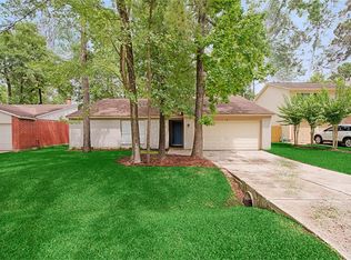 8 Still Glen Ct, Spring, TX 77381