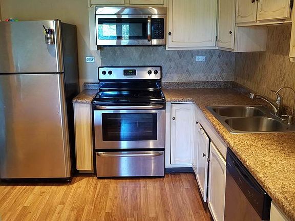 5th image of 475 Plum Creek Dr APT 409