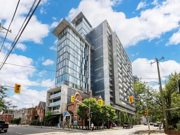 224 Lyon St N #1316, Ottawa, ON K1R 0C1