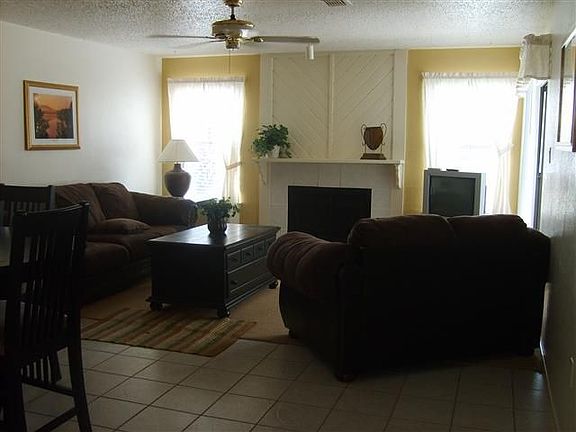 4th image of 604 Highcrest Dr Unit 325