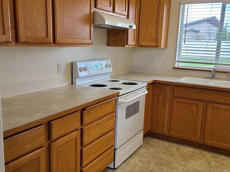 2539 W Timberlake Loop — Photo 2