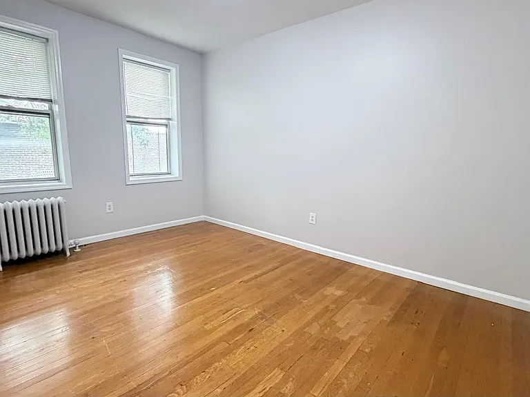 26 Kensington Ave #502 — Photo 1