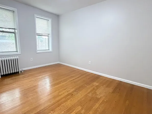 26 Kensington Ave, Jersey City, NJ
