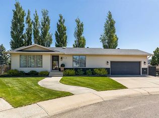 52 E Rossland St SE, Medicine Hat, AB T1B2J4