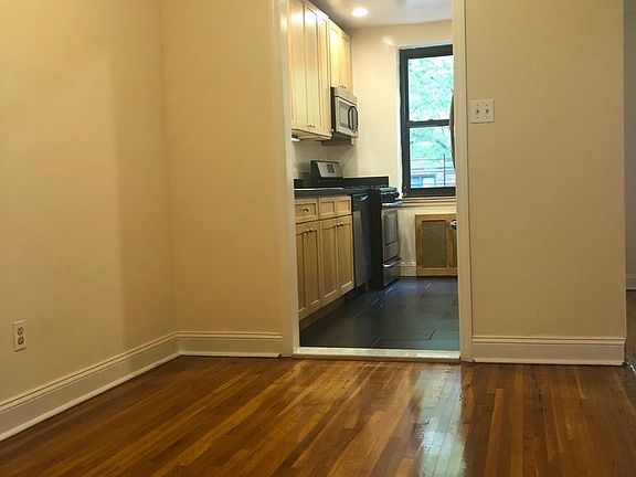 5th image of 6939 Yellowstone Blvd APT 208