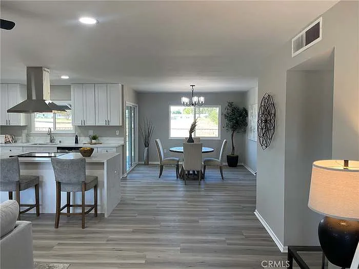 28207 W Worcester Rd — Photo 5