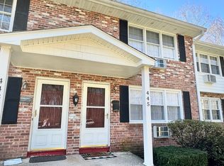 445 Robin Ct #445, Cheshire, CT 06410