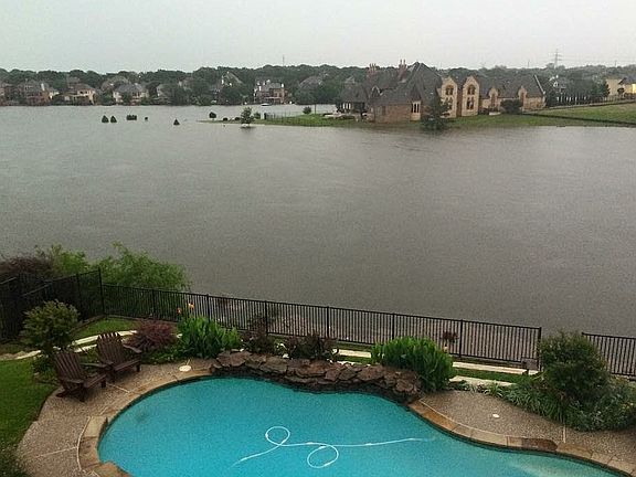 4th image of 3006 Lake Creek Dr