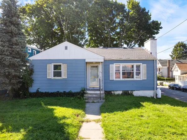 250 Willetts Avenue, New London, CT 06320