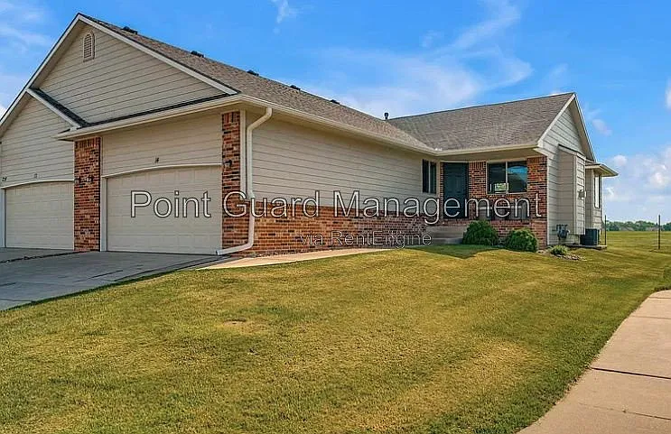 Cedar Haven — Photo 85