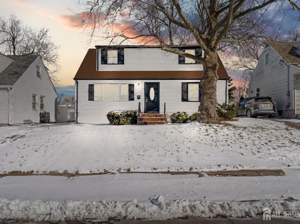 64 Grand Ave, Iselin, NJ 08830