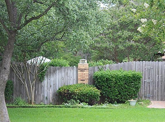2nd image of 4809 Hetherington Dr