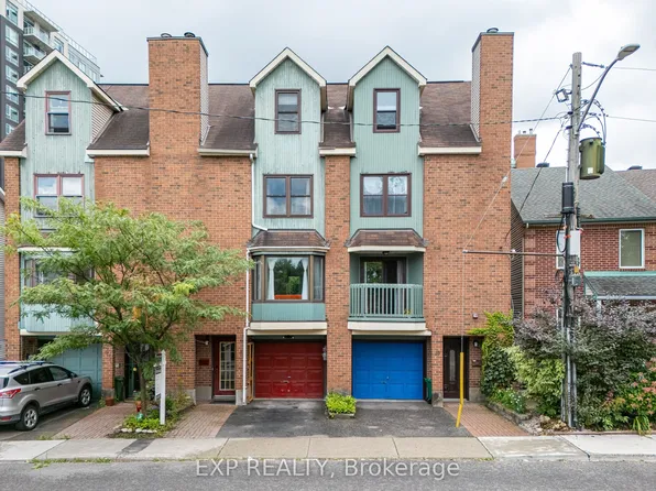8 Maclean St, Ottawa, ON K1S 3E9